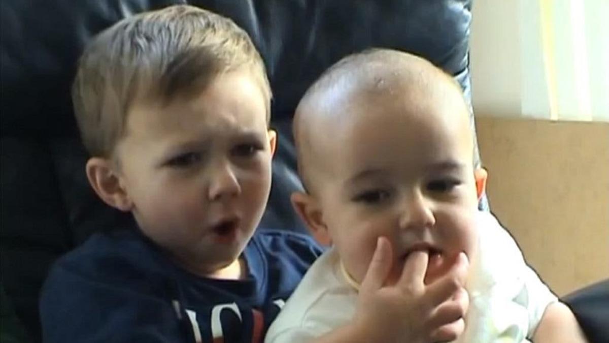 YouTube’un İlk Viral Videolarından ’Charlie Bit My Finger’ NFT Olarak Satılacak