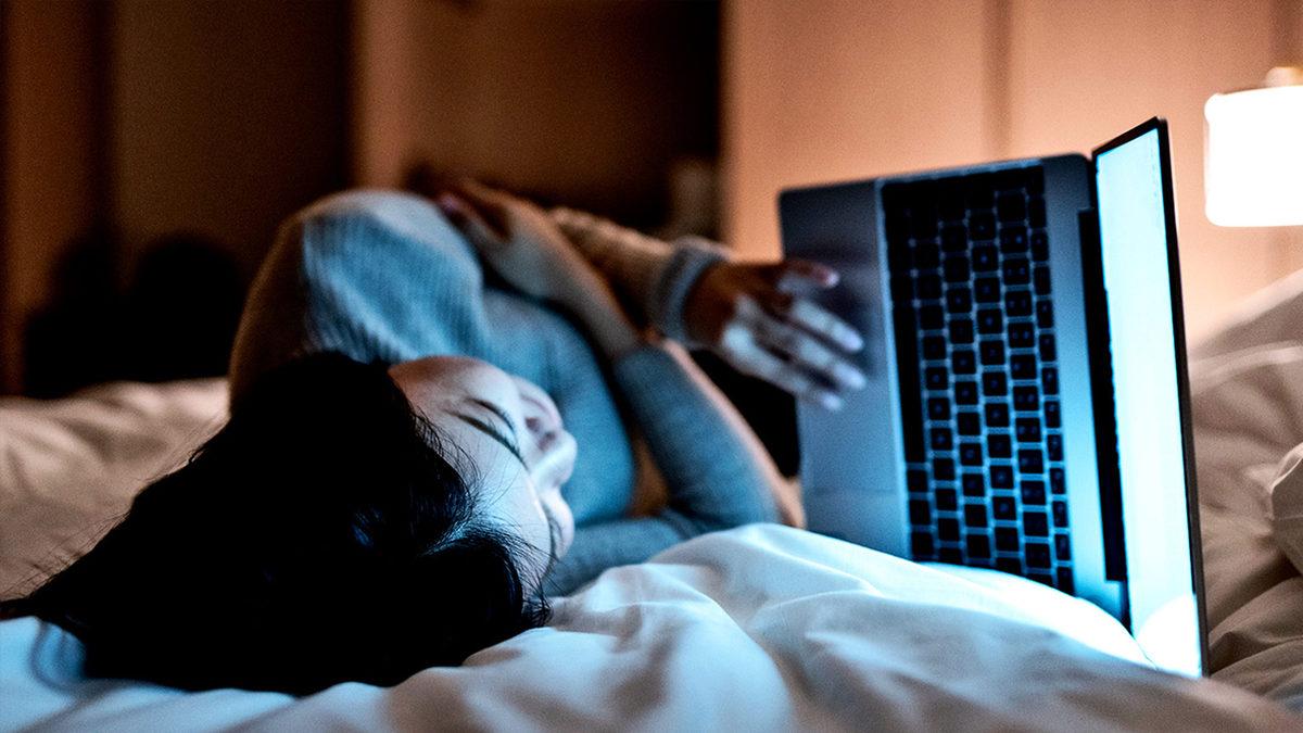 Tüm Günü Uyuyarak Geçirebilirim Diyenlere: Salgın Döneminde Depresyona Girip Girmediğinizi Nasıl Anlarsınız?