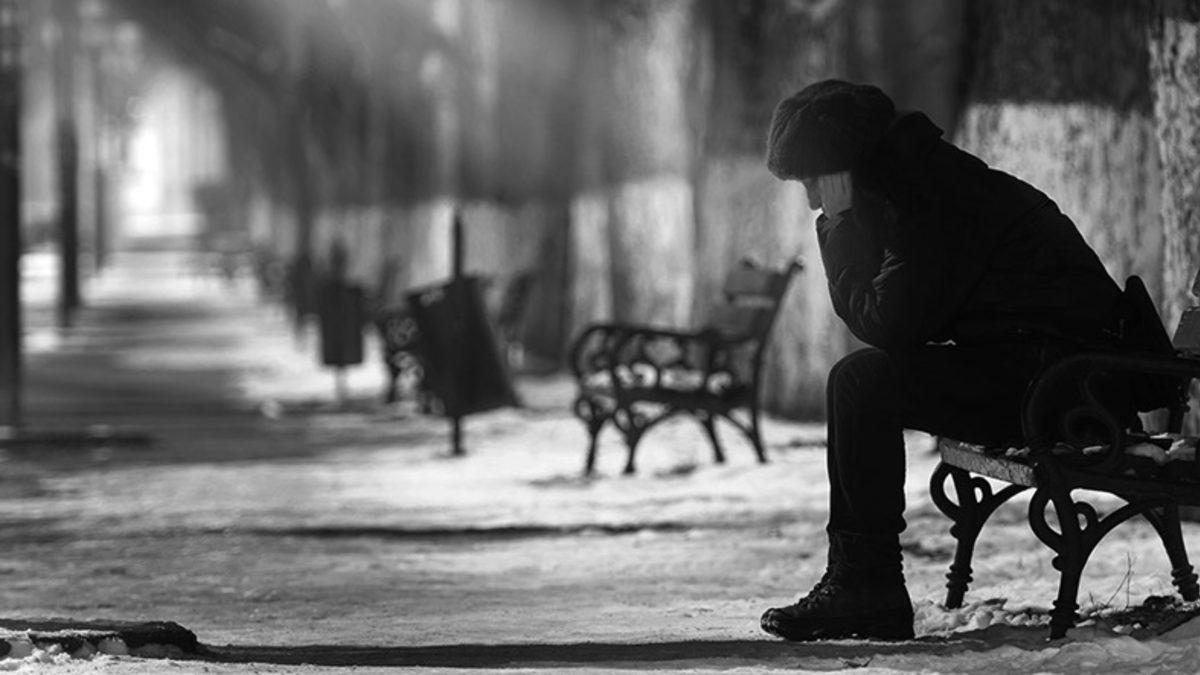 Sebepsiz Yere Bir Anda Üzülmeye ya da Sıkılmaya Başlıyorsanız Bu Psikolojik Durumları Yaşıyor Olabilirsiniz