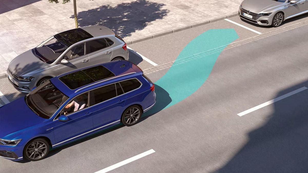 Volkswagen Passat 2022’nin Dikkat Çeken Özellikleri ve Fiyat Listesi: Gerçekten Sınıfının Öncüsü mü?