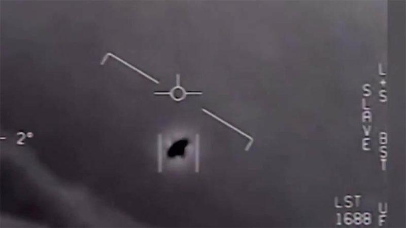 Pentagon, Donanmadan Gelen UFO Görüntülerini İncelediğini Açıkladı
