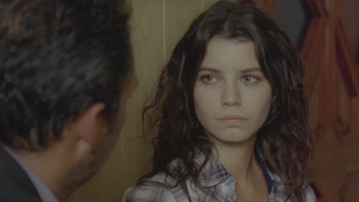 Bir Yarışmayla Ünlenip Kısa Sürede Milyonların Sevgisini Kazanan Beren Saat’in Yer Aldığı Film ve Diziler