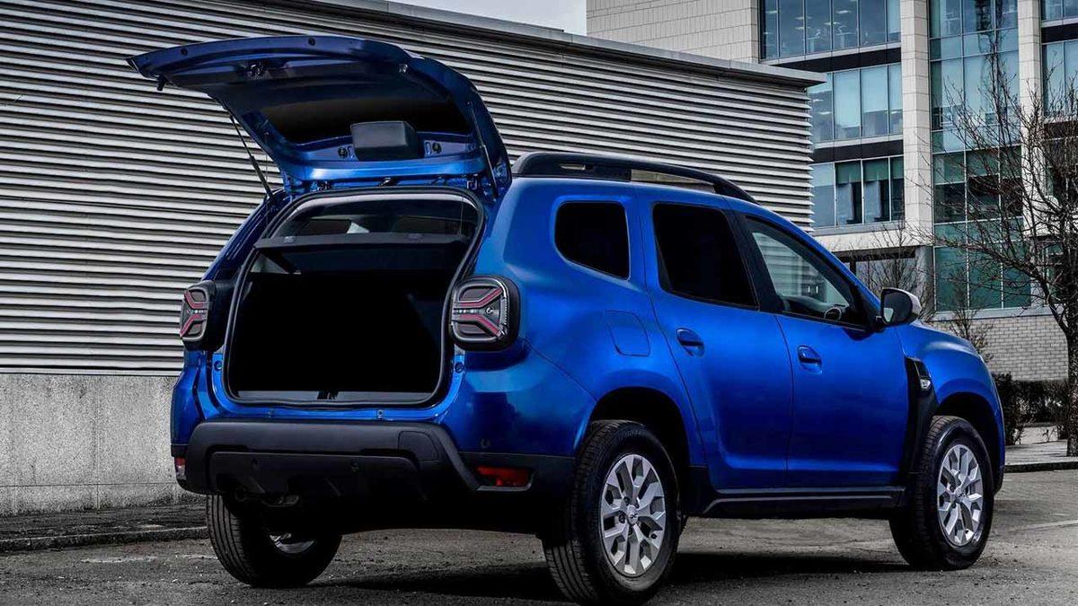2023 Dacia Duster, Yepyeni Logosuyla Tanıtıldı: İşte Dışı SUV, İçi Doblo Tasarımı ve Fiyatı!