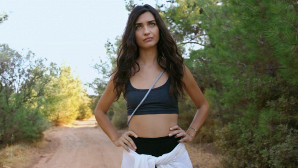 Netflix Dizisi Zeytin Ağacı ile Gündem Oldu: ’Aile Dizimi’ Adlı Enteresan Tedavi Yöntemi de Neyin Nesi? [İNCELEME]