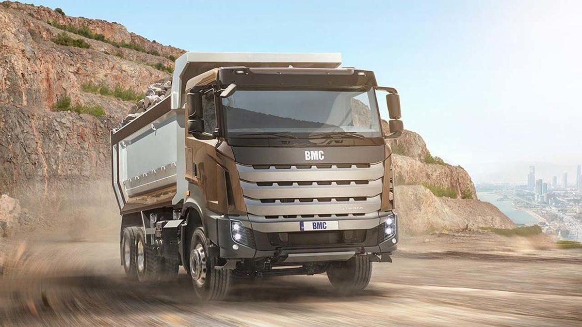 Tır ya da Otobüslerin Ön ve Arka Jantları Neden Farklı?