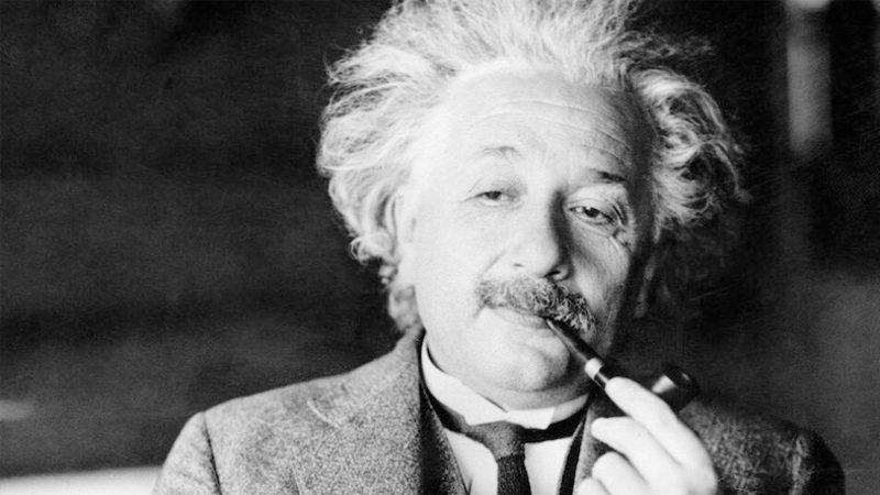 Einstein’ın El Yazısıyla Kaleme Aldığı "E=mc²" Yazılı Mektup, 1,2 Milyon Dolara Satıldı