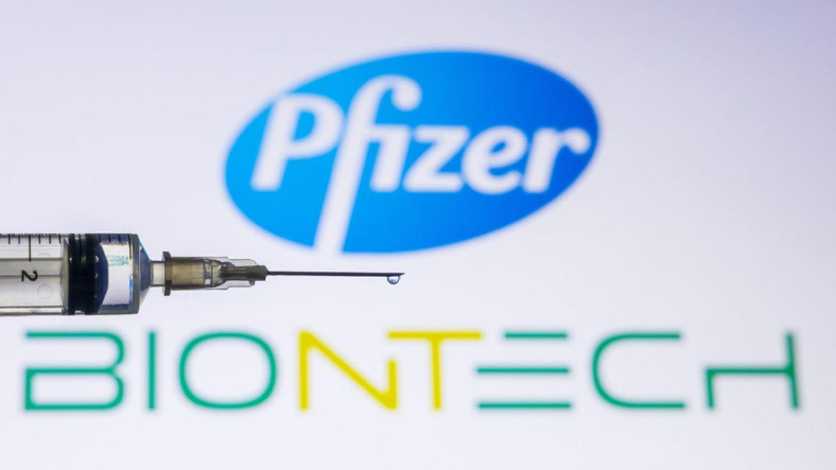 Bilim İnsanları, Türkiye’ye Gelecek 120 Milyon Doz Aşının Ülkeyi Rahatlatacağını Açıkladı