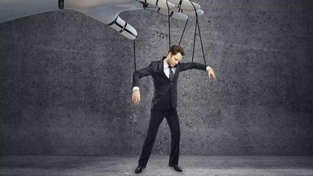 ’Bazı’ İnsanların Sık Sık Uyguladığı Manipülasyon Nedir, Manipüle Edildiğinizi Nasıl Anlarsınız?
