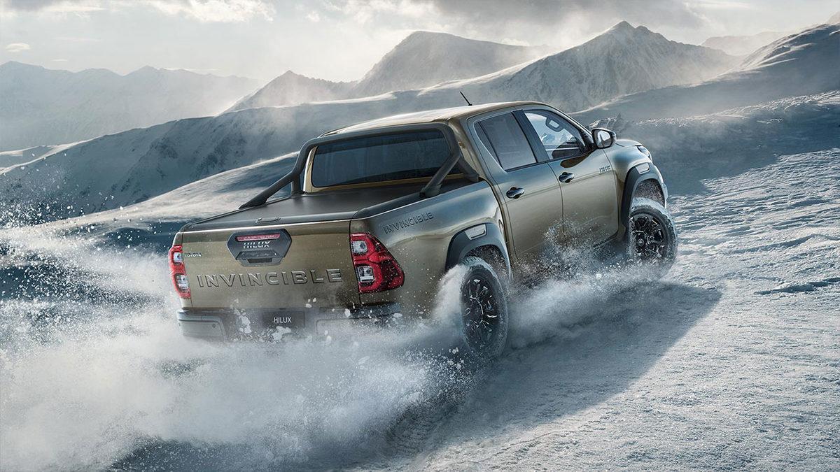 Modern ve Güçlü Bir Arazi Aracı: Toyota Hilux’un Dikkat Çeken Özellikleri ve Fiyat Listesi