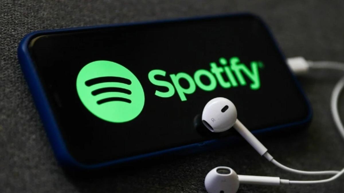 Spotify’a ’Dini Değerleri Aşağılama’ ve ’Devlet Büyüklerine Hakaret’ İçeren Oynatma Listeleri Nedeniyle Soruşturma
