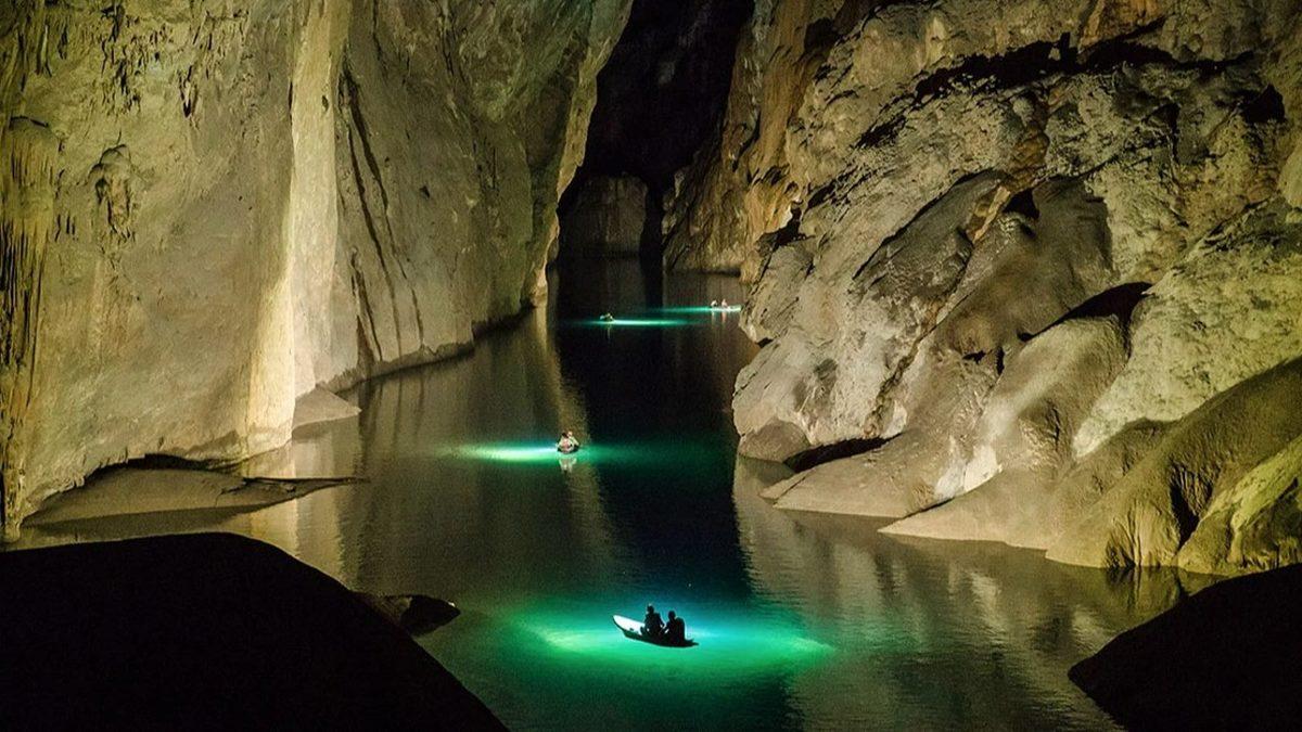 İçine Koskoca New York Şehrinin Bile Sığabildiği Dünyanın En Büyük Mağarası: Hang Son Doong