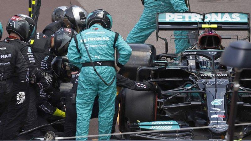 Mercedes’e Bir Önceki F1 Yarışında Kâbusu Yaşatan Lastik, Araçtan Hâlâ Çıkarılamadı