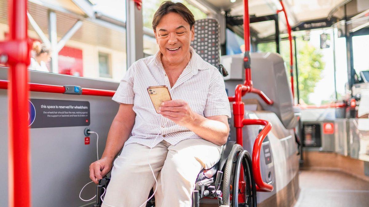 Belediye Otobüslerinde Bulunan Bu Ütü Masası Benzeri Şeyler Ne İşe Yarıyor?