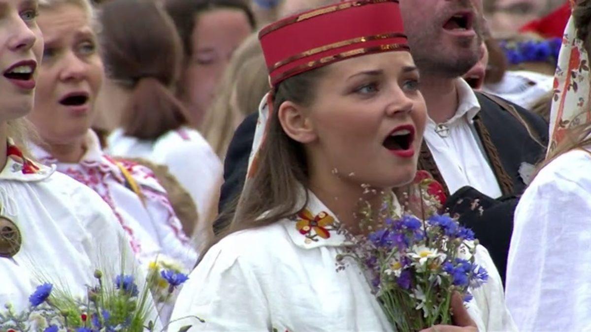Siyahi İnsanlarda Mavi Göz Görülmesinin Öğrenince Bilime Hayran Bırakan İlginç Nedeni