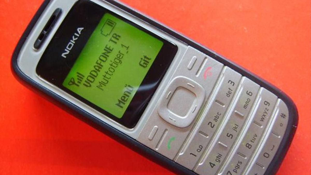 Nokia 1200’ın Şimdi Kulaklara Şaka Gibi Gelen Özellikleri (Yılan Oyununu Hatırlayanların Gözü Yaşlı)