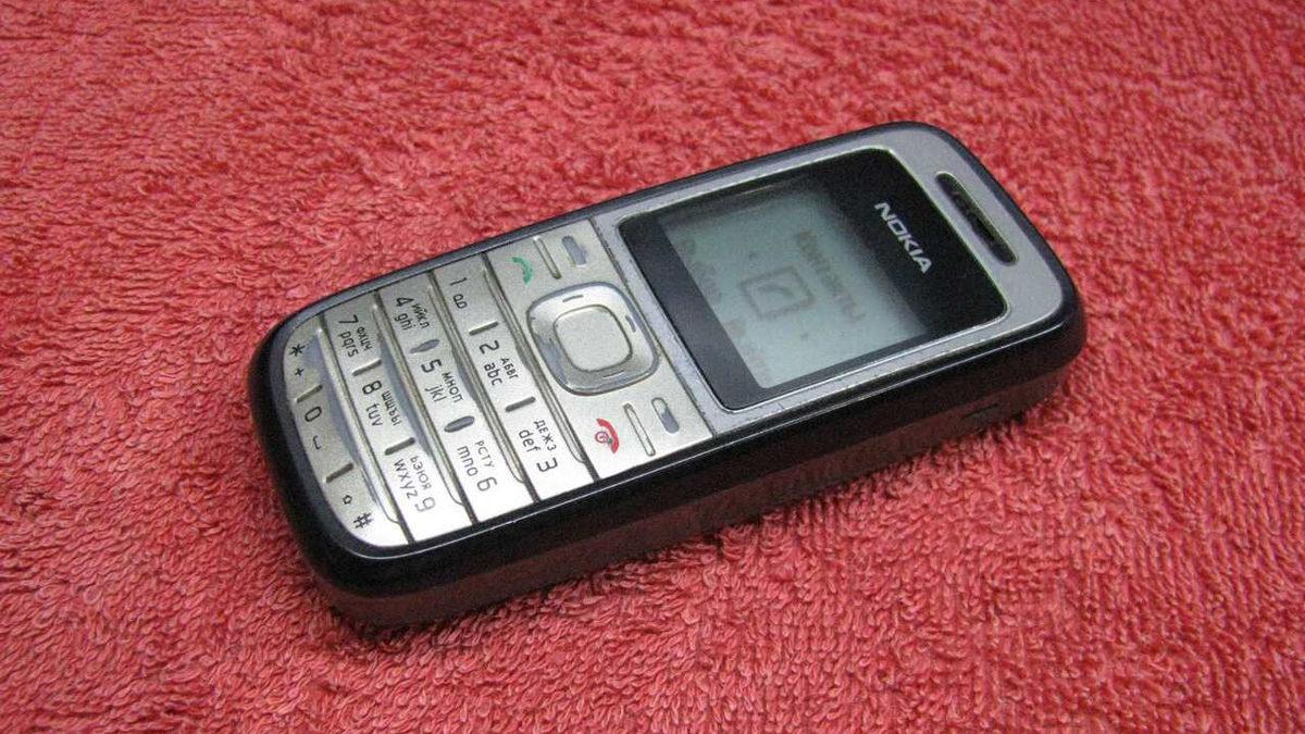 Nokia 1200’ın Şimdi Kulaklara Şaka Gibi Gelen Özellikleri (Yılan Oyununu Hatırlayanların Gözü Yaşlı)