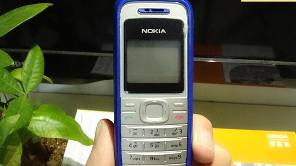 Nokia 1200’ın Şimdi Kulaklara Şaka Gibi Gelen Özellikleri (Yılan Oyununu Hatırlayanların Gözü Yaşlı)