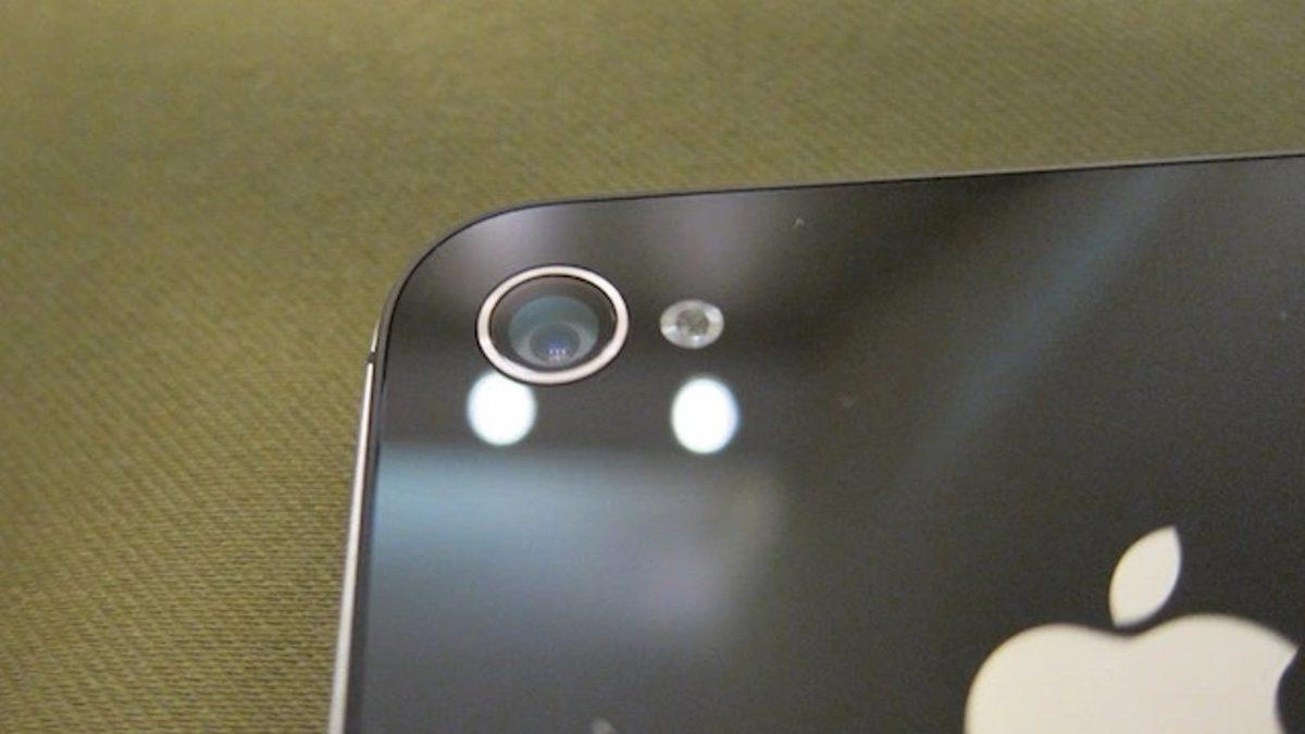 11 Yıl Öncenin Efsanelerinden iPhone 4S’in Şimdi Kulaklara Şaka Gibi Gelen Özellikleri