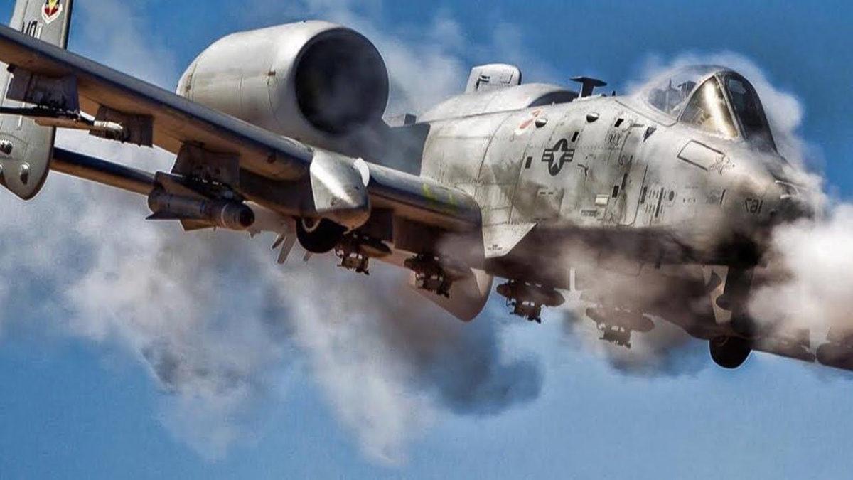 Tamamı Kurşun Geçirmez Olan ve ’Tank Katili’ Olarak Bilinen Savaş Uçağı A-10 Thunderbolt Hakkında 10 Bilgi