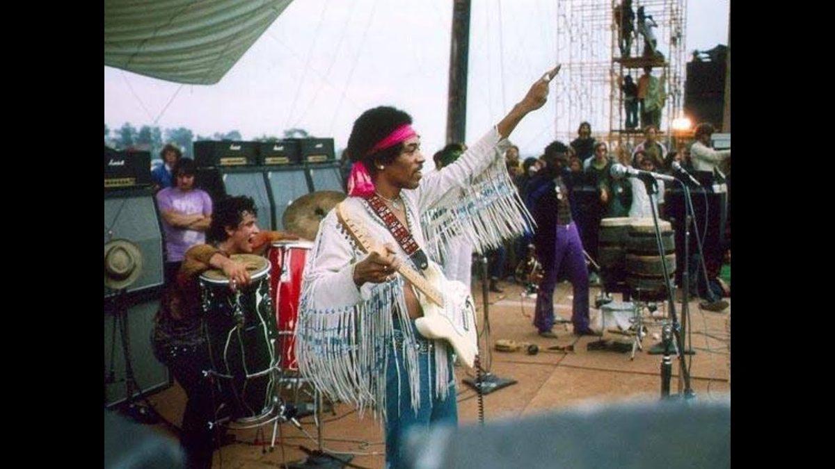 Yüzbinlerce Kişinin Katıldığı Dünyanın En Kalabalık ve En Çılgın Müzik Festivallerinden Biri: 1969 Woodstock
