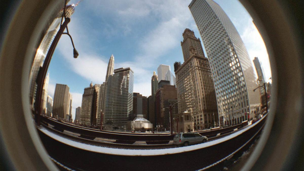 Telefonla Çektiğimiz Fotoğrafların Kenarları Neden Uzatılmış Gibi Görünür?