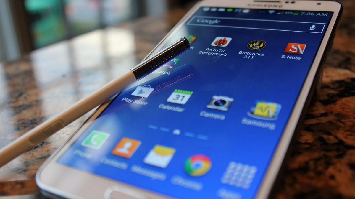 12 Yıllık Efsane Samsung Galaxy Note 3’ün Şimdi Kulaklara Şaka Gibi Gelen Özellikleri