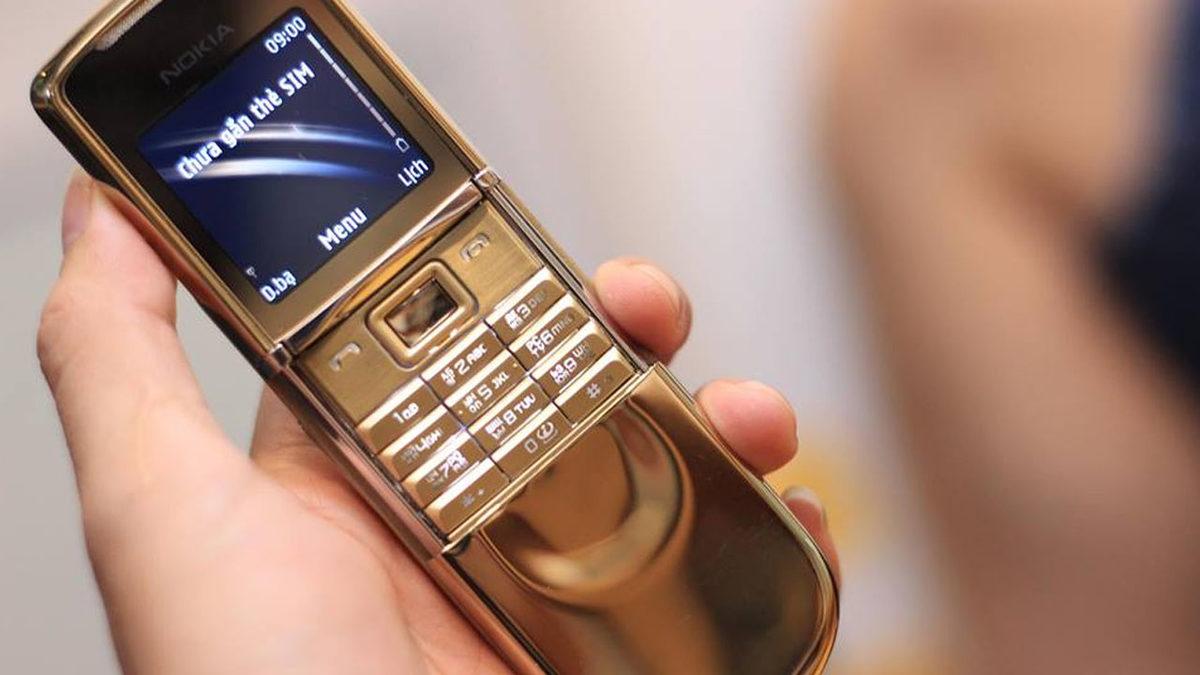 Kızaklı Tasarımı ve Özel Üretim Modeliyle Akıllara Kazınan Nokia 8800’ın Şimdi Kulaklara Şaka Gibi Gelen Özellikleri