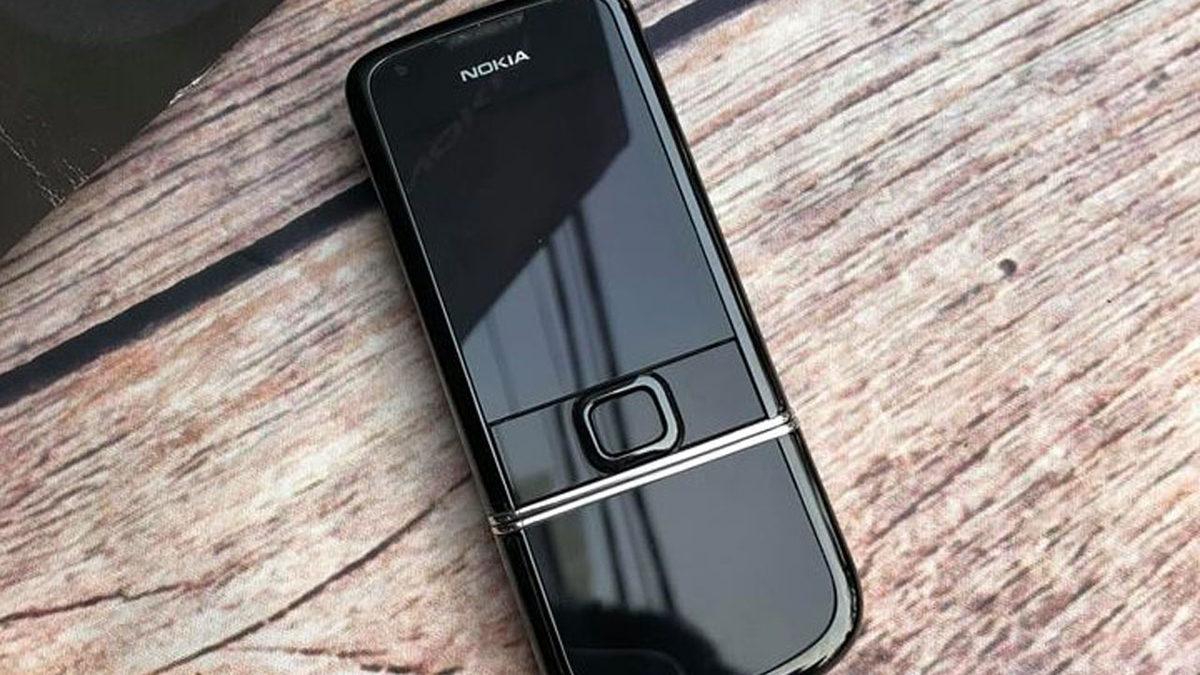 Kızaklı Tasarımı ve Özel Üretim Modeliyle Akıllara Kazınan Nokia 8800’ın Şimdi Kulaklara Şaka Gibi Gelen Özellikleri