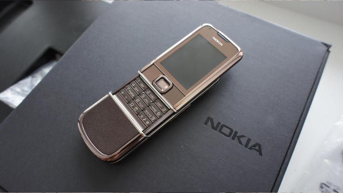 Kızaklı Tasarımı ve Özel Üretim Modeliyle Akıllara Kazınan Nokia 8800’ın Şimdi Kulaklara Şaka Gibi Gelen Özellikleri