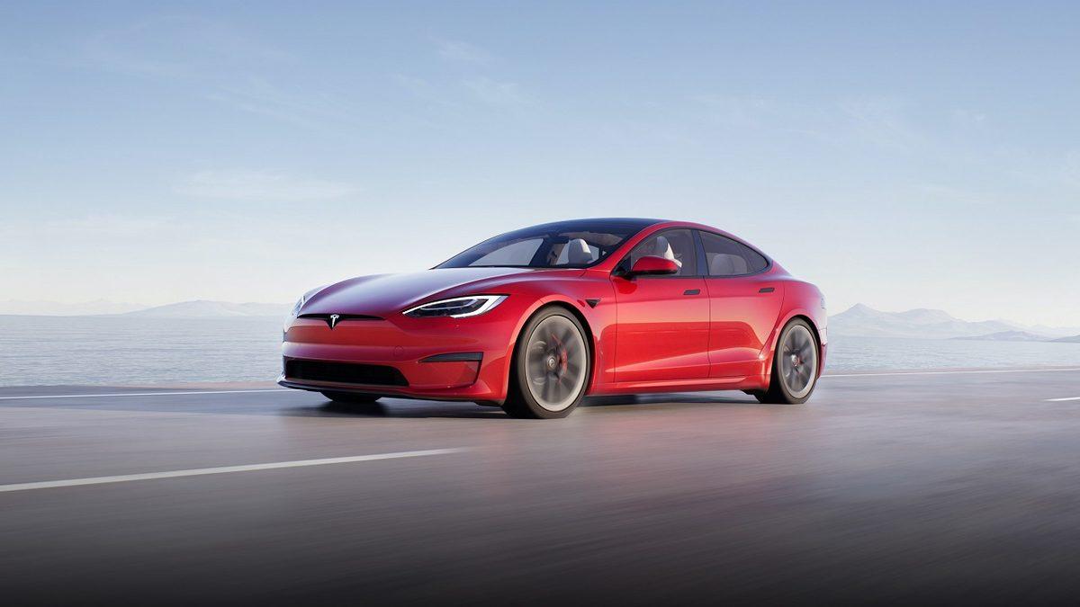 Elon Musk, Tesla Model S Plaid’in Teslimatının Ertelendiğini Duyurdu