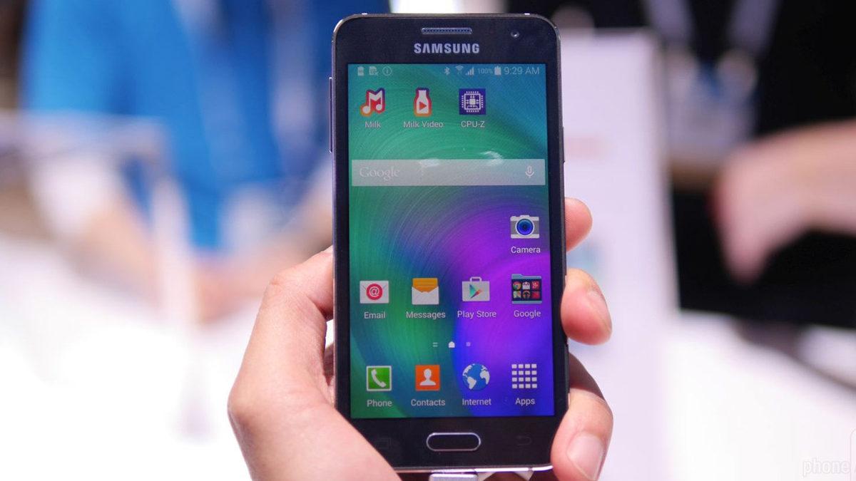 Çıktığı Dönem Uygun Fiyatıyla Çok Tercih Edilen Telefon Samsung Galaxy A3’ün Şimdi Şaka Gibi Gelen Özellikleri