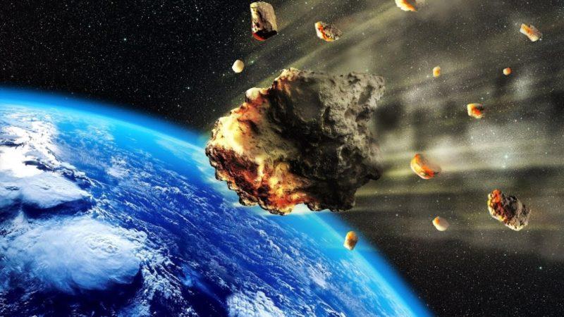 NASA, Eyfel Kulesi Büyüklüğünde Bir Asteroidin Dünya’ya Yaklaştığını Açıkladı
