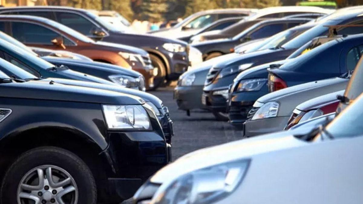 2. El Araba Satışları Sadece 1 Ayda Yarı Yarıya Düştü!