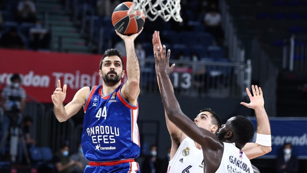 O Kupayı İstiyoruz: Ücretsiz Yayınlanacak Barcelona-Anadolu Efes EuroLeague Finali Nasıl İzlenir?