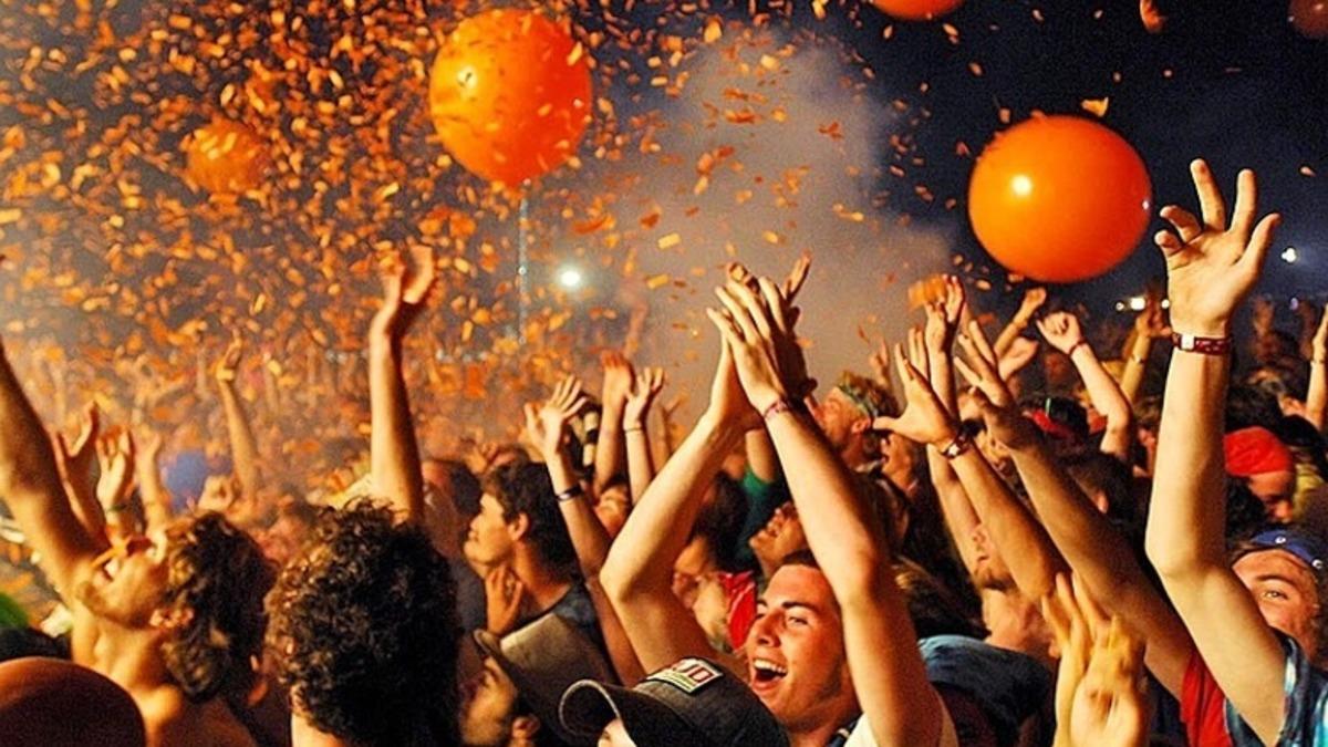 Zeytinli Rock Festivali’yle Birlikte Türkiye Genelinde İptal Edilen Tüm Etkinlikler ve Gelen Tepkiler