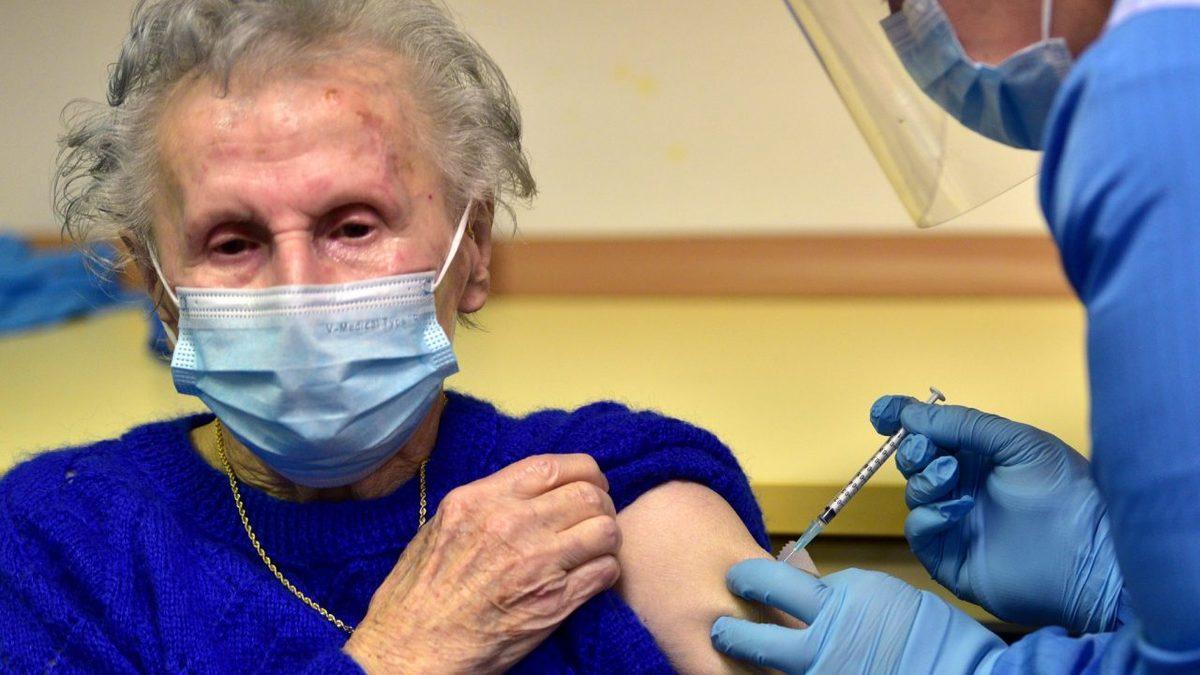 Türkiye, Yunanistan’la Aşı Sertifikası İçin Anlaştı: Test Sonucu Negatif Olanlar Seyahat Edebilecek