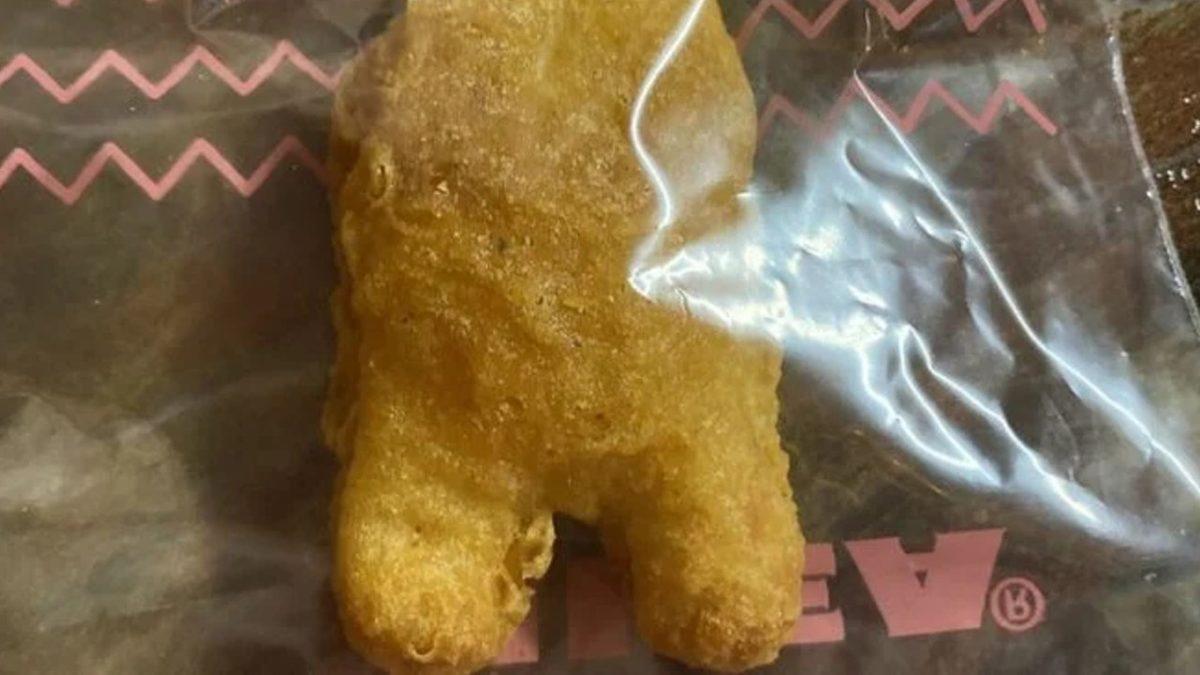 McDonald’s Menüsünden Çıkan Among Us Şekilli Nugget, e-Bay’de 34 Bin Dolara Satışa Sunuldu
