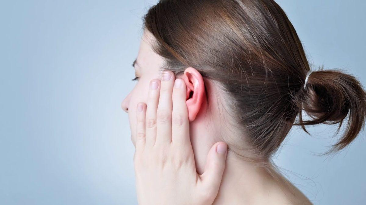 Birdenbire Başlayan Kulak Ağrısının Nedenleri Nelerdir, Nasıl Geçer?