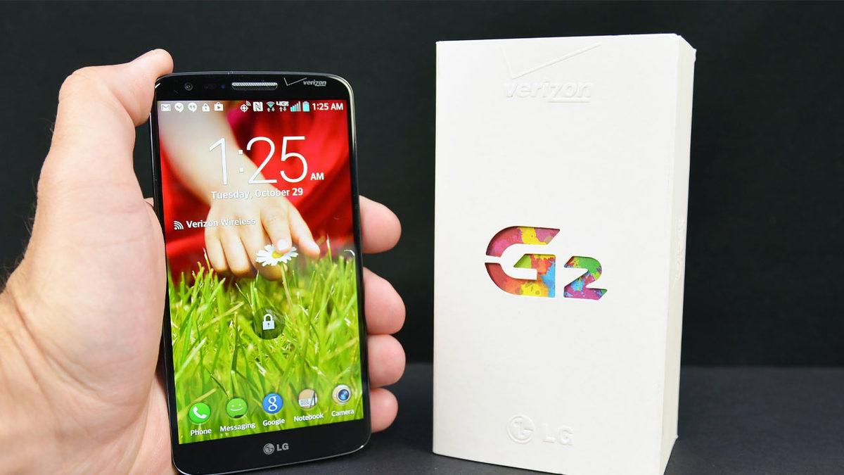 Telefonun Arka Tarafında Yer Alan Güç ve Ses Tuşlarıyla Hatırladığımız LG G2’nin Şimdi Kulaklara Şaka Gibi Gelen Özellikleri