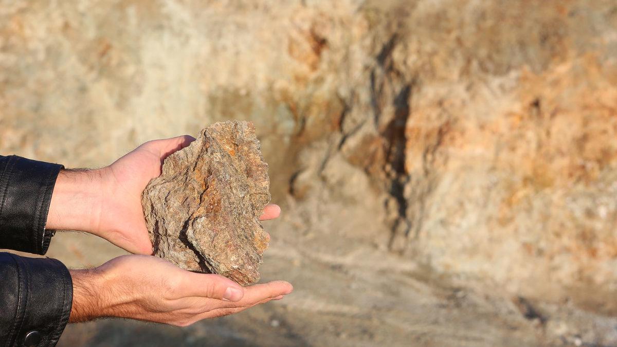 Bunu Okuduğunuz Cihazdan Duvardaki Boyaya Kadar Her Yerde Var: Bakır Aslında Nedir, Türkiye’nin Neresinden Çıkarılıyor?