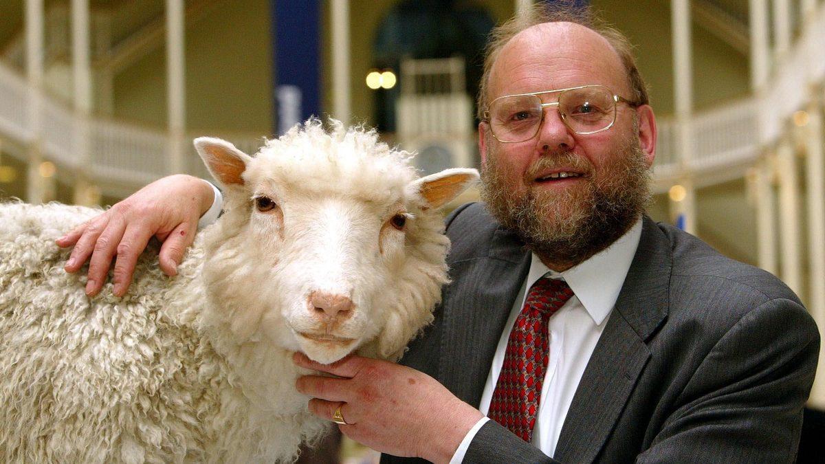 Koyun ve Maymun Klonlamak Mümkünken Neden Hâlâ İnsan Klonlamıyoruz?