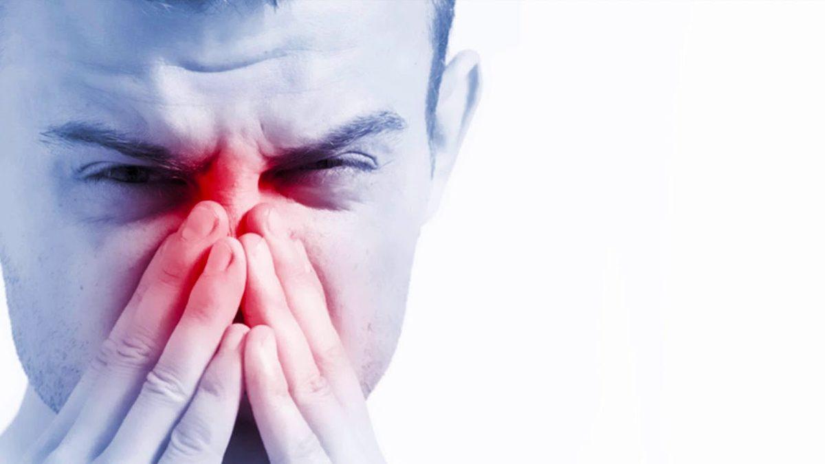 Boğazımızda Rahatsız Edici Bir His Bırakan ’Geniz Akıntısı’ Nedir, Neden Olur, Ne İyi Gelir?