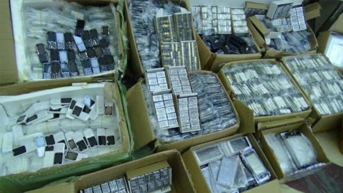 İstanbul’da Yaklaşık 3 Milyon TL Değerinde Kaçak Telefon Yakalandı