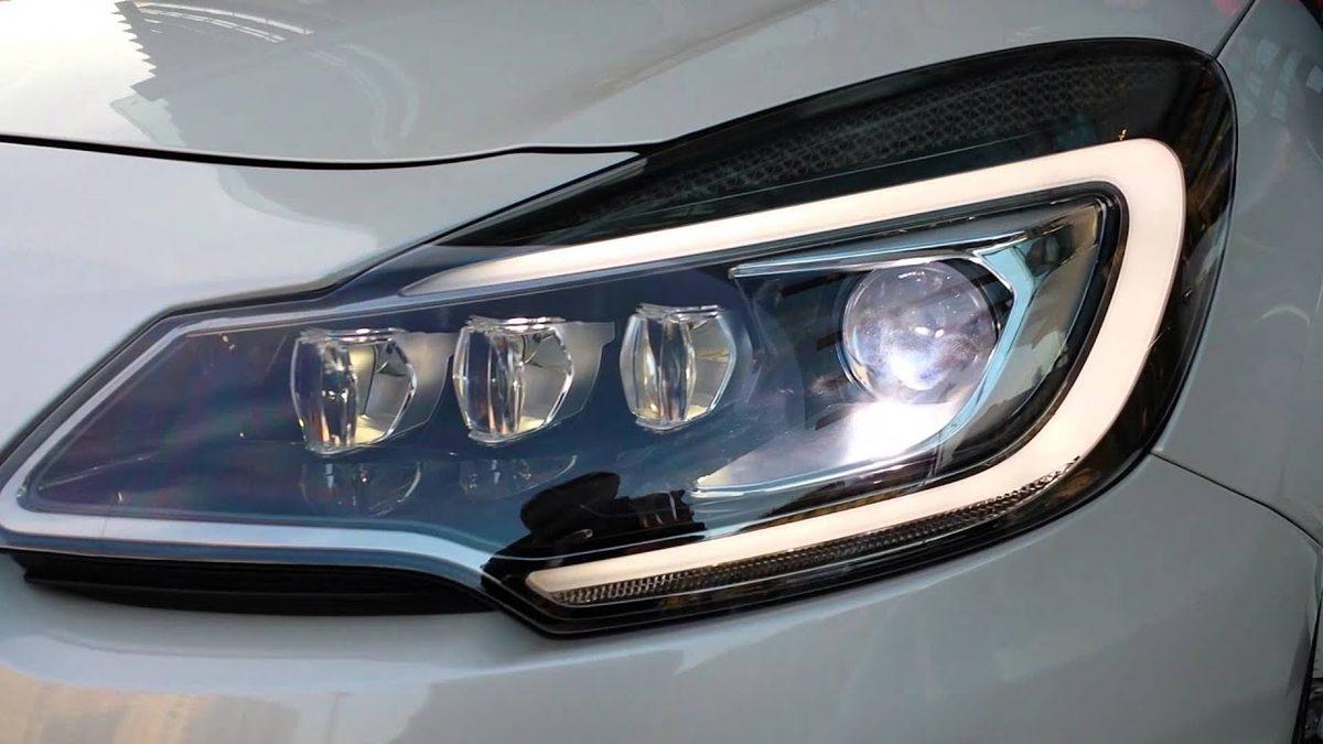 Arabalardaki Halojen ve LED Far Nedir, Hangisi Daha Avantajlı?