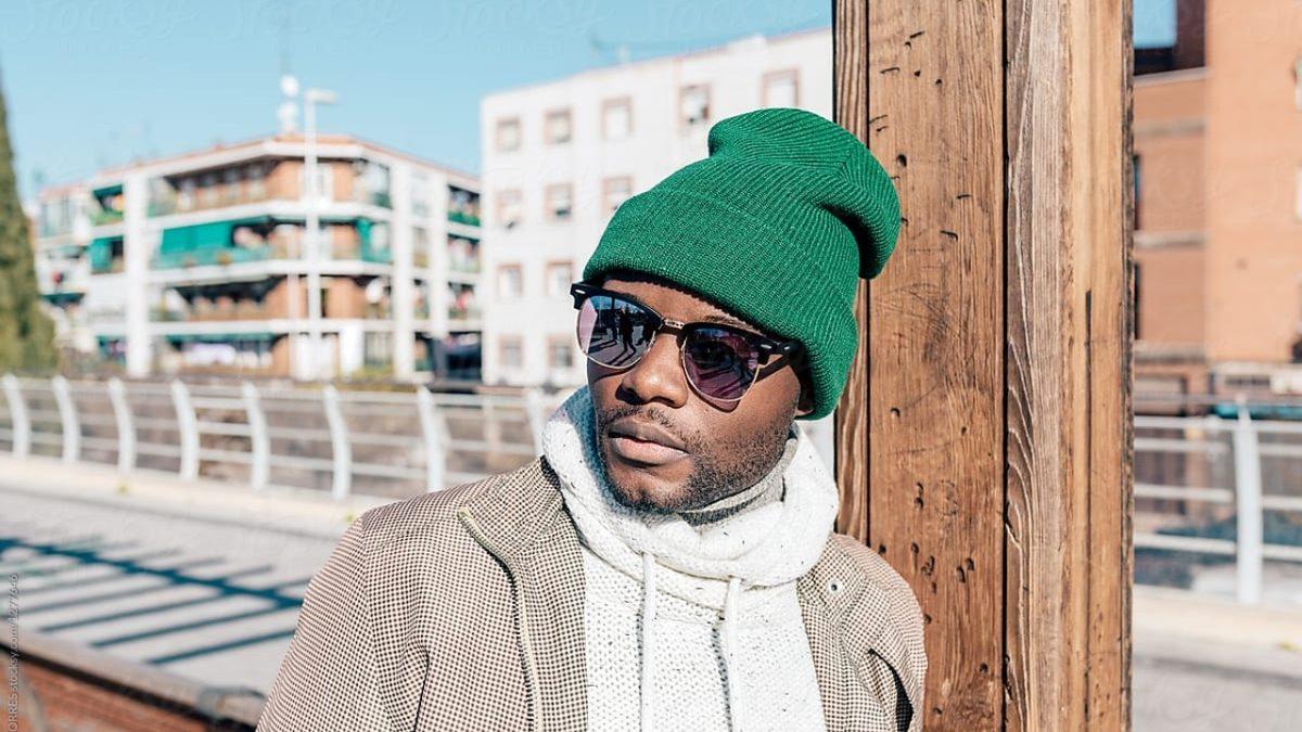 Herhangi Bir Şeyi Her Yönüyle İrdeleyebilmeyi Sağlayan 6 Şapkalı Düşünme Tekniği