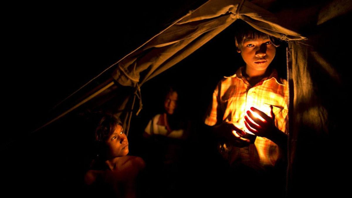 Yoksulluğun Aynı Zamanda Dünyayı da Yok Ettiğini Gösteren Araştırma