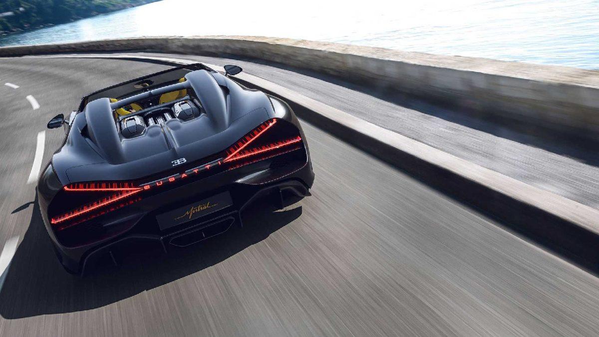Bugatti, İbresi 500’ü Gösteren Yeni Canavarı Mistral’i Tanıttı: Fiyatını Öğrenince Dert Tasa Kalmıyor!