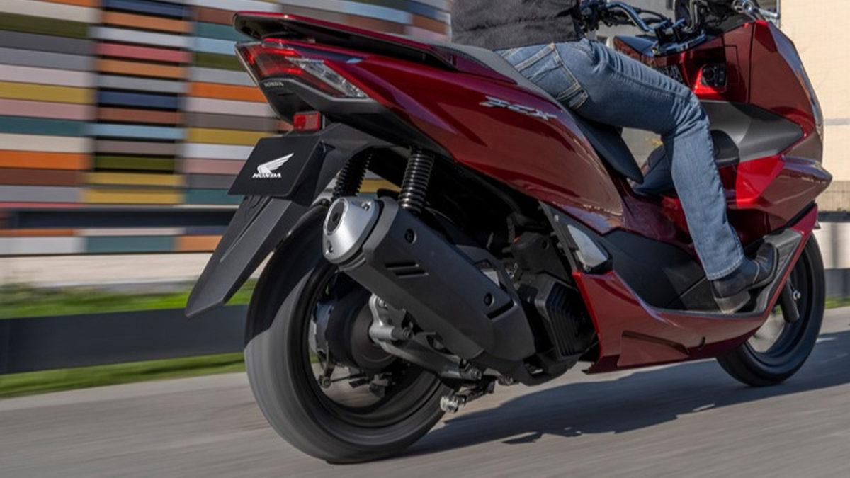 Rahat Kullanımı ve Keskin Hatlı Tasarımıyla Dikkat Çeken Honda PCX 125 2023’ün Fiyat Listesi ve Özellikleri