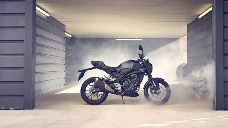 Hem Retro Hem de Modern Tasarımın Birleştiği 2022 Honda CB250R’ın Dikkat Çeken Özellikleri ve Fiyat Listesi
