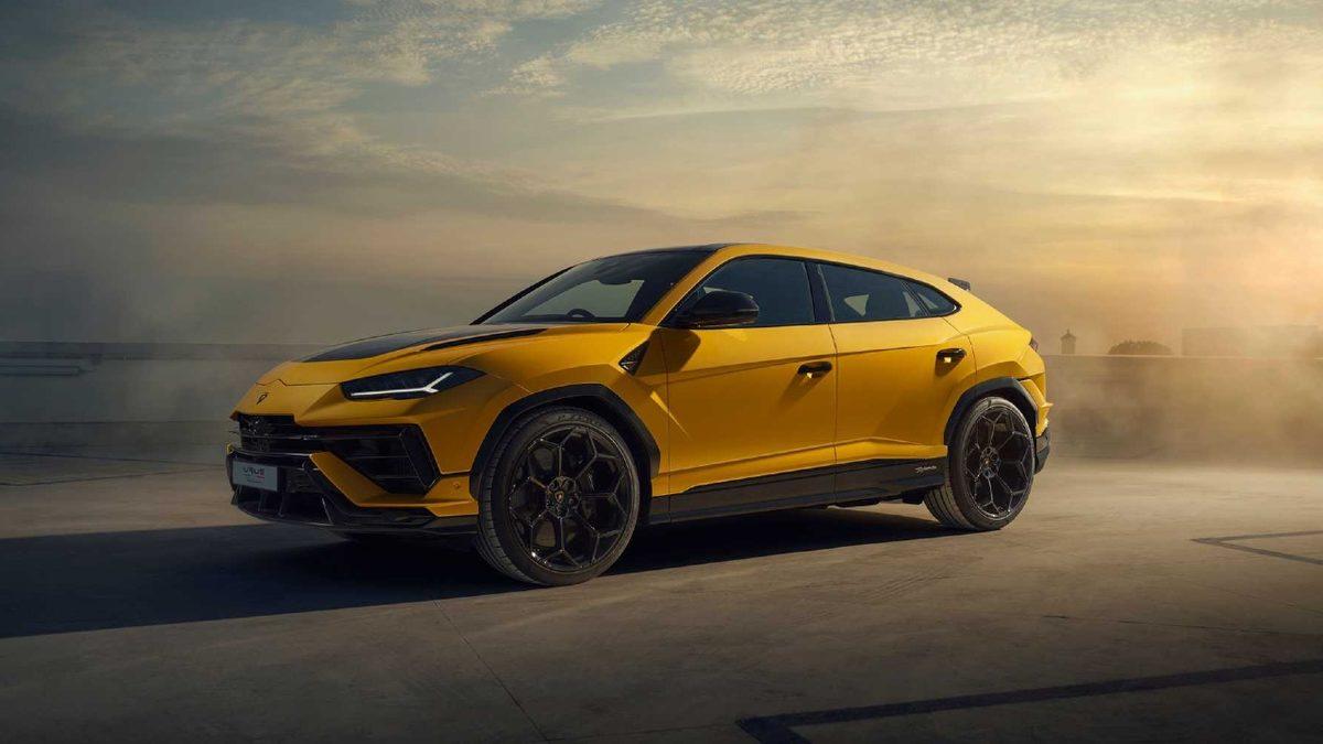 Lamborghini, Asfaltı Ağlatacak SUV’u Urus Performante’yi Tanıttı! İşte Daha Agresif, Daha Güçlü Urus’un Fiyatı ve Özellikleri